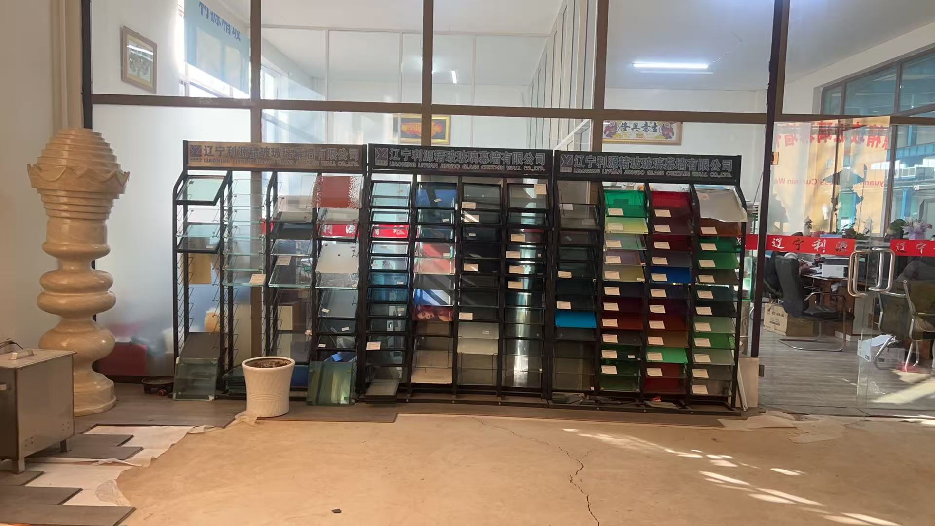 承德市工程玻璃批量采购夹胶玻璃 - 方案
